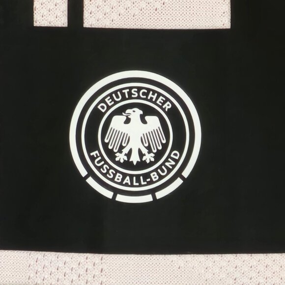 Adidas Germany Team Soccer Jersey 2024 KROOS Slim Fit Medium - Picture 16 of 16